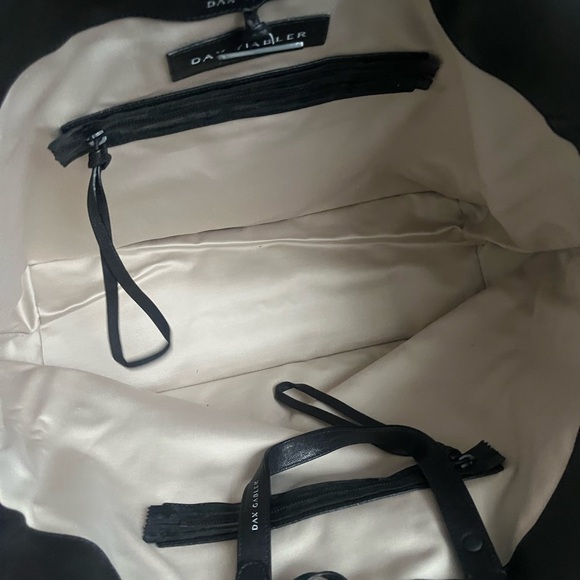 Dax Gabler green and gold patterned handbag - Picture 8 of 10